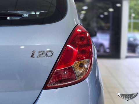 Hyundai i20 1.2 Active Euro 5 5dr 9