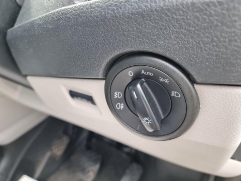 Volkswagen Campervan Long Wheel Base 29