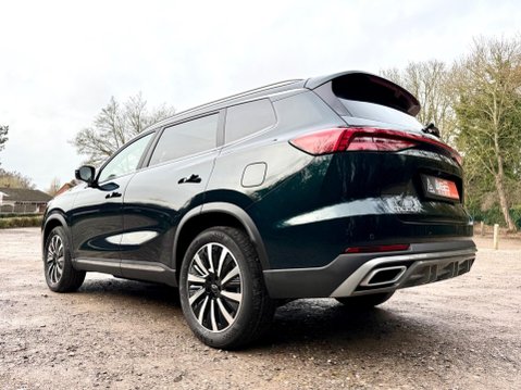 Chery Tiggo 8 1.5T 18.4kWh Summit DHT1 Euro 6 (s/s) 5dr 13