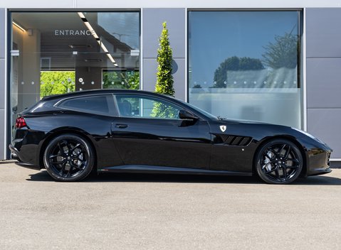 Ferrari GTC4 Lusso T 3