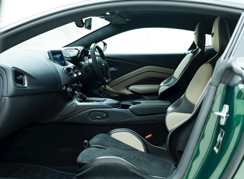 Aston Martin V12 Vantage 13