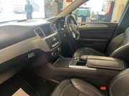 Mercedes-Benz M Class 3.0 ML350 V6 BlueTEC AMG Line G-Tronic 4WD Euro 6 (s/s) 5dr 38