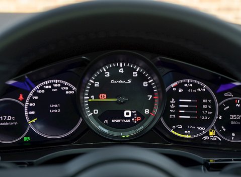 Porsche Cayenne Turbo S E-Hybrid 19