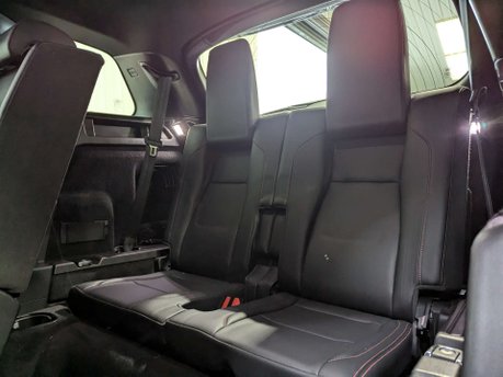 Land Rover Discovery Sport 2.0 Discovery Sport R-Dynamic SE D Auto 4WD 5dr 71