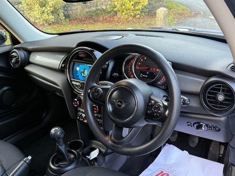 Mini Hatch COOPER CLASSIC 4