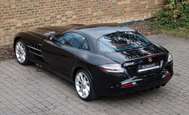 Mercedes-Benz SLR McLaren 22