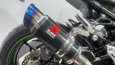 Kawasaki Z900 2017 ONLY 8K NEW MOT SUPER NAKED EXCELLENT CONDITION 900CC 21