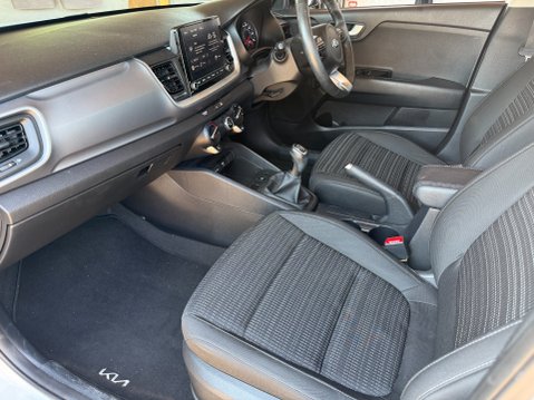 Kia Stonic 2 **10,841 MILES** 14