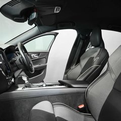 Volvo S60 2.0 S60 R-Design+ T5 Auto 4dr 1