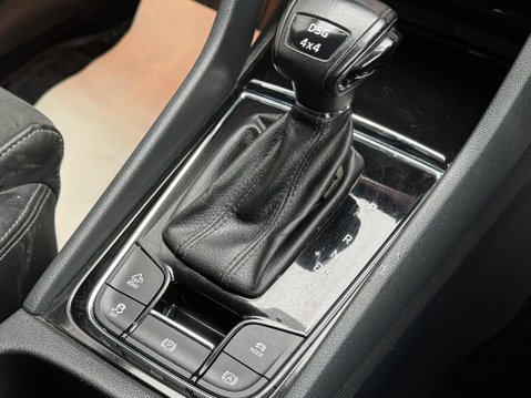 Skoda Kodiaq 2.0 TDI SE L DSG 4WD Euro 6 (s/s) 5dr (5 Seat) 34