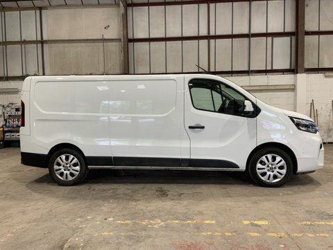 Nissan Primastar DCI TEKNA L2H1 4
