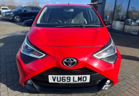 Toyota Aygo VVT-I X-TREND X-SHIFT 5 DOOR AUTO 4