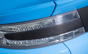 Aston Martin Vantage GT8 33