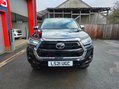 Toyota Hilux INVINCIBLE 4WD D-4D DCB Auto 2