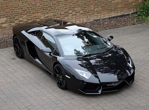 Lamborghini Aventador LP 700-4 Roadster 31