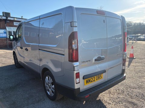 Renault Trafic SL28 SPORT DCI 12