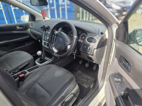Ford Focus 1.6 Sport Hatchback 5dr Petrol Manual (161 g/km, 99 bhp) 8