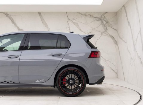 Volkswagen Golf GTI CLUBSPORT 45 TSI DSG 30