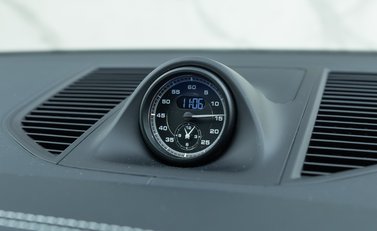 Porsche Macan GTS 23