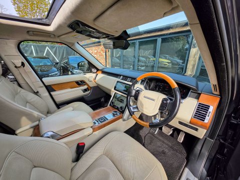 Land Rover Range Rover 4.4 Range Rover Autobiography SDV8 Auto 4WD 5dr 5