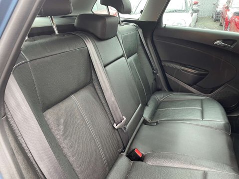 Vauxhall Astra 1.6 Astra Elite Auto 5dr 52