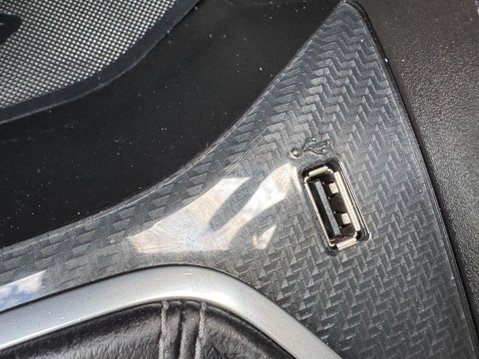 Ford Fiesta 1.5T EcoBoost ST-3 Euro 6 (s/s) 3dr 28