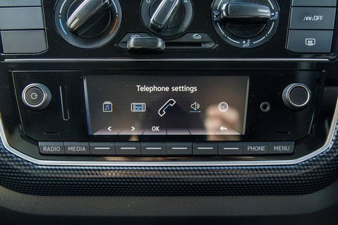 Volkswagen Up BLACK EDITION 18