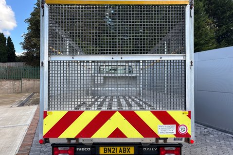 Iveco Daily 35C14 Beavertail Lawnmower Body - Large Ramp - Removable Cages 11
