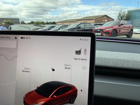 Tesla Model 3 Saloon 4dr Electric Auto RWD (208 ps) 40