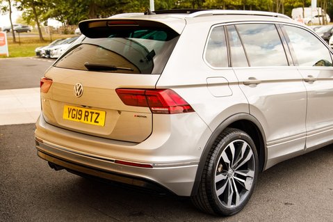 Volkswagen Tiguan R-LINE TECH TDI 4MOTION DSG 7