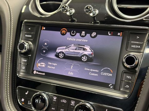 Bentley Bentayga 4.0 V8 SUV 5dr Petrol Auto 4WD Euro 6 (s/s) (550 ps) 58