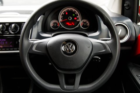 Volkswagen Up MOVE UP BLUEMOTION TECHNOLOGY 20