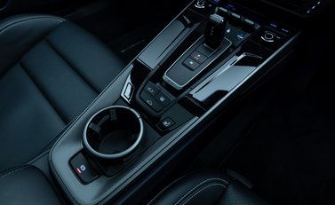 Porsche 911 Carrera (992.2) 24