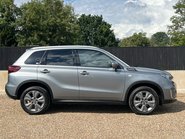 Suzuki Vitara SZ-T BOOSTERJET MHEV 5