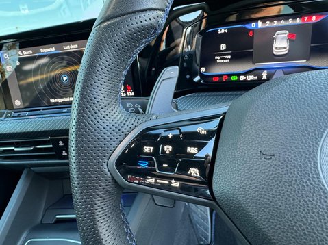 Volkswagen Golf 2.0 TSI R DSG 4Motion Euro 6 (s/s) 5dr 26