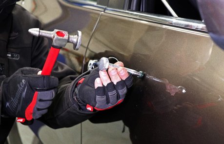 Paintless dent removal service from SEEKER UK