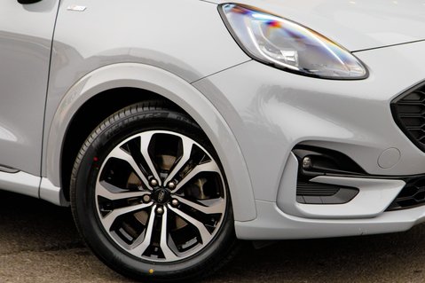 Ford Puma ST-LINE MHEV 11
