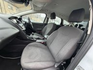 Ford Focus TITANIUM 17