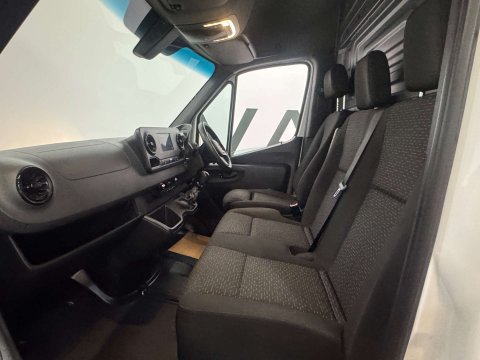 Mercedes-Benz Sprinter 2.0 Sprinter 315 Premium CDI LWB 15