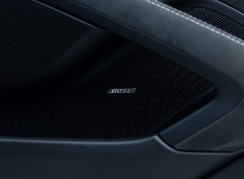 Porsche Cayman GT4 718 25