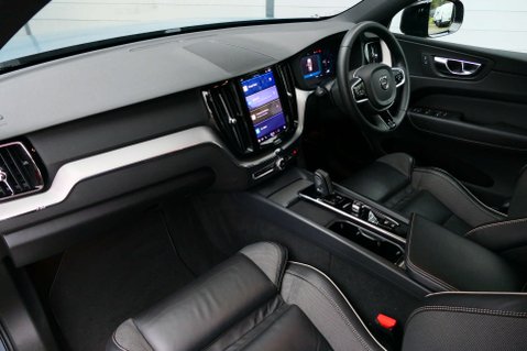 Volvo XC60 2.0 XC60 R-Design B4 MHEV AWD Auto 4WD 5dr 6