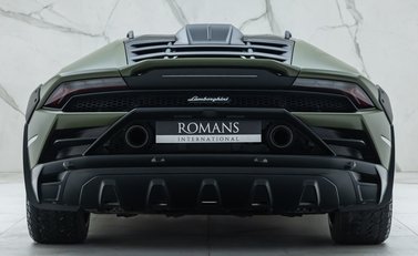 Lamborghini Huracan Sterrato 5