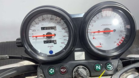 Honda CB 2001 1 OWNER 24K RUNNING PROJECT BIKE SPARES OR REPAIR 600CC 20