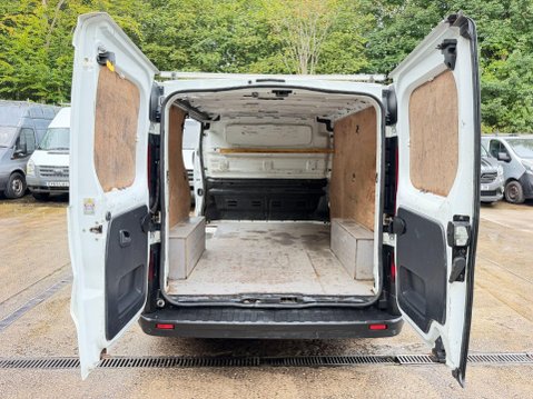 Renault Trafic 1.6 dCi ENERGY 27 Business Panel Van 5dr Diesel Manual SWB Standard Roof Eu 24