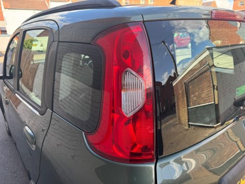 Fiat Panda 0.9 TwinAir 4x4 Euro 6 (s/s) 5dr 31