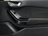 Ford Fiesta ST-LINE 36