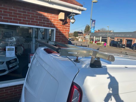 Ford Transit Connect 240 LIMITED TDCI 8