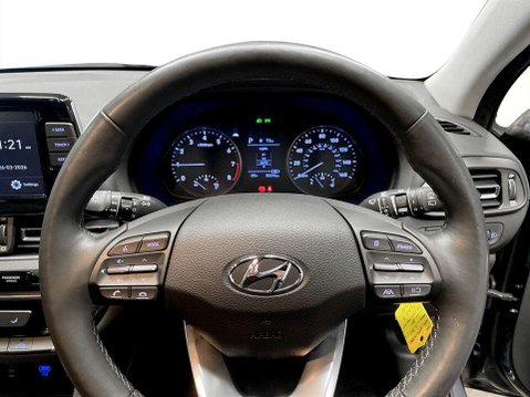 Hyundai i30 1.0 T-GDi MHEV SE Connect Hatchback 5dr Petrol Hybrid DCT Euro 6 (s/s) (120 13