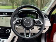 Jaguar F-Pace R-DYNAMIC BLACK 72
