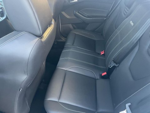 Ford Focus 2.0T EcoBoost ST-3 Euro 6 (s/s) 5dr 22